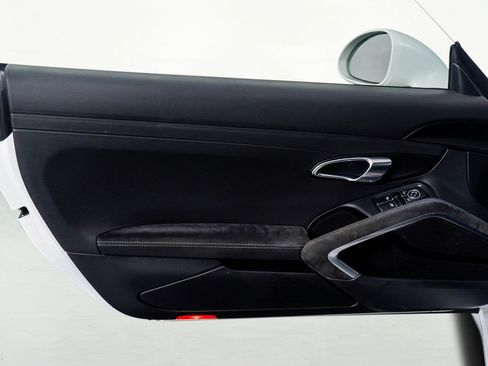 Used 2018 Porsche 911 GT3 w/ Sport Chrono Package image 46