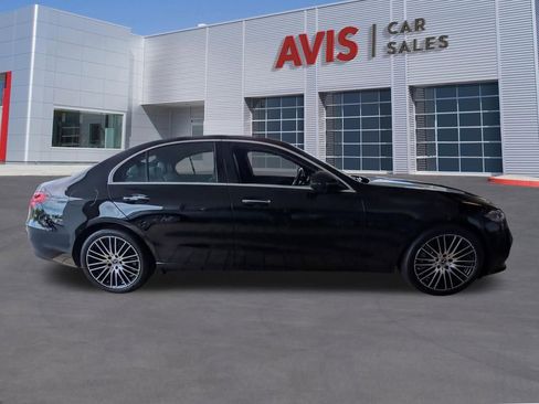 Used 2025 Mercedes-Benz C 300 Sedan image 5