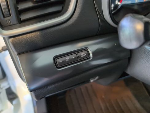 Used 2020 Nissan Maxima SR w/ Sport Mat Group image 13