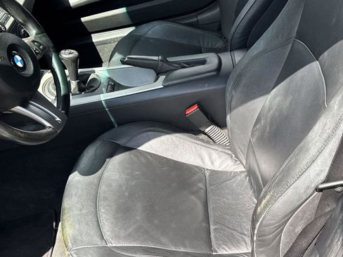 Used 2004 BMW Z4 2.5i image 14