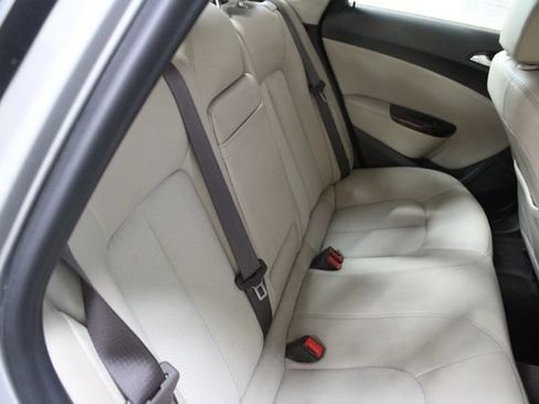 Used 2016 Buick Verano Convenience FWD image 9