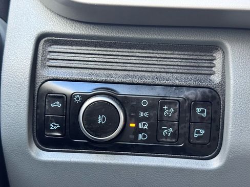 New 2026 Ford F350 XLT w/ XLT Premium Package image 38