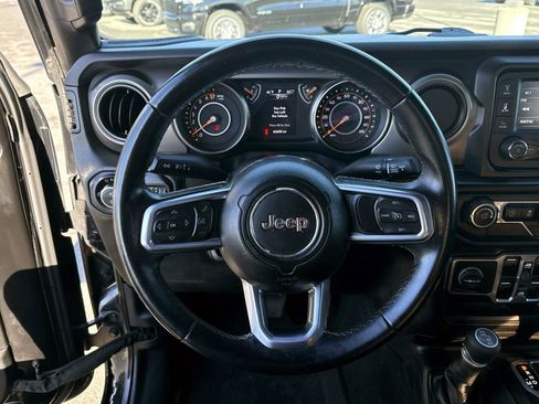 Used 2020 Jeep Gladiator Sport w/ Quick Order Package 24S image 27