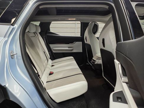 Used 2023 Fisker Ocean Extreme AWD/4WD image 23