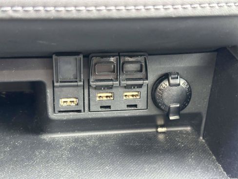 Certified 2020 Toyota Highlander XLE AWD/4WD image 27
