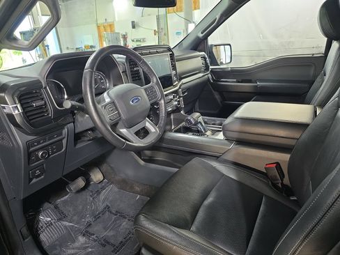 Used 2022 Ford F150 XLT w/ Equipment Group 302A High AWD/4WD image 15
