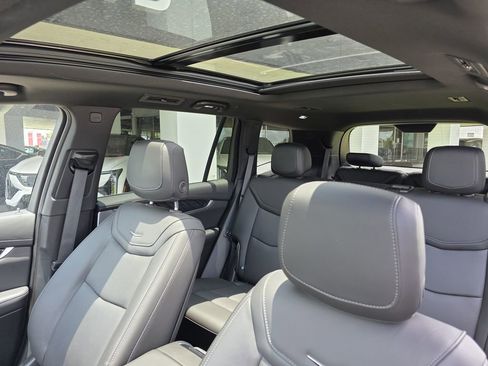 New 2025 Cadillac XT6 Premium Luxury image 22