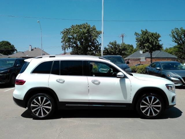Used 2021 Mercedes-Benz GLB 250 w/ Premium Package image 5