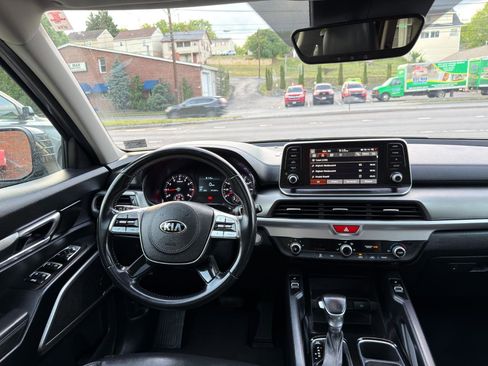 Used 2020 Kia Telluride S w/ S 8 Passenger Seating Package FWD image 20