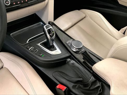 Used 2017 BMW 330i Sedan RWD image 14