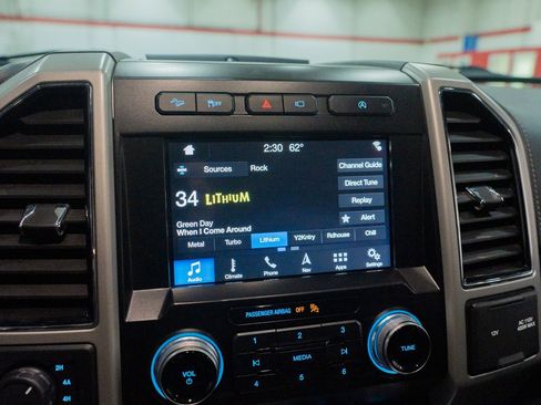 Used 2019 Ford F150 Lariat w/ Equipment Group 502A Luxury image 46