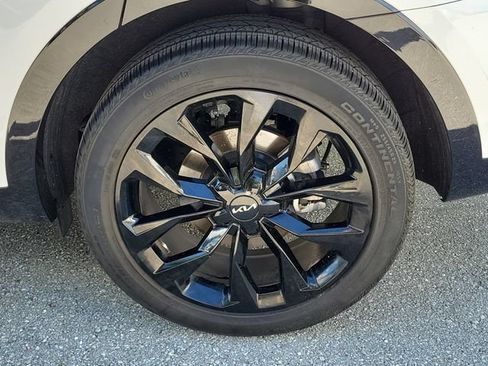 Certified 2023 Kia Sorento SX FWD image 7