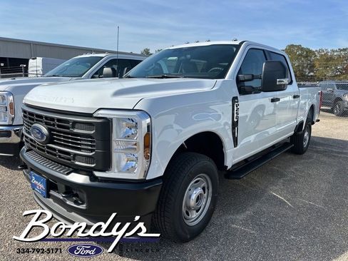 New 2026 Ford F250 XL image 2