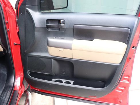 Used 2012 Toyota Tundra 2WD Double Cab image 30