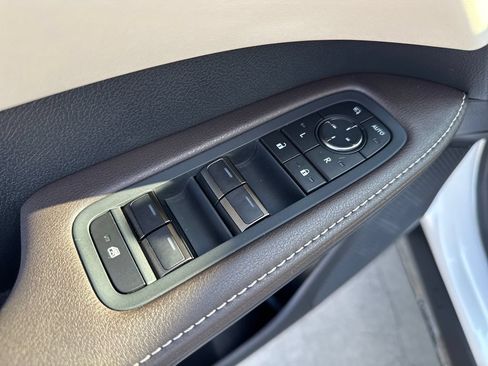 Used 2024 Lexus RX 350 Premium w/ Cold Area Package AWD/4WD image 18