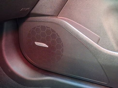 Used 2019 Buick LaCrosse Avenir w/ Driver Confidence Package II image 15