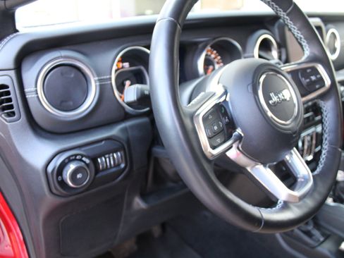 Certified 2021 Jeep Wrangler Unlimited Sahara w/ Cold Weather Group image 7