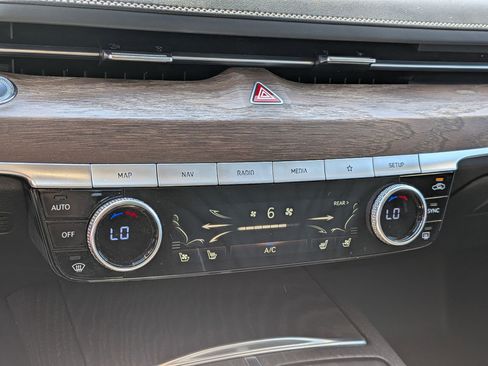 Used 2021 Genesis G80 3.5T RWD image 23