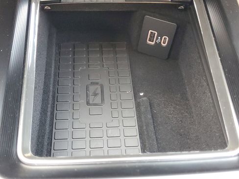 New 2026 Lincoln Corsair Premiere image 23