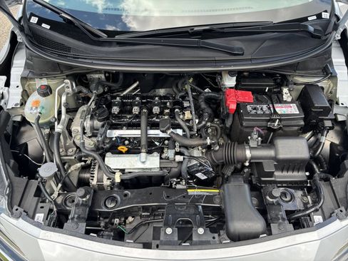 Used 2025 Nissan Versa SV FWD image 30