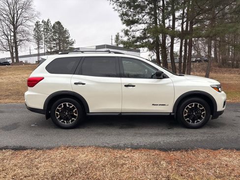 Used 2020 Nissan Pathfinder SV w/ Rock Creek Edition image 4
