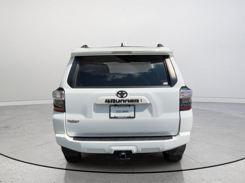 Used 2024 Toyota 4Runner SR5 Premium w/ Moonroof Package AWD/4WD image 8