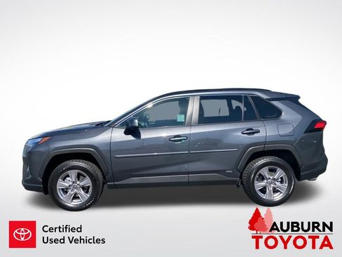 Certified 2024 Toyota RAV4 LE AWD/4WD image 5