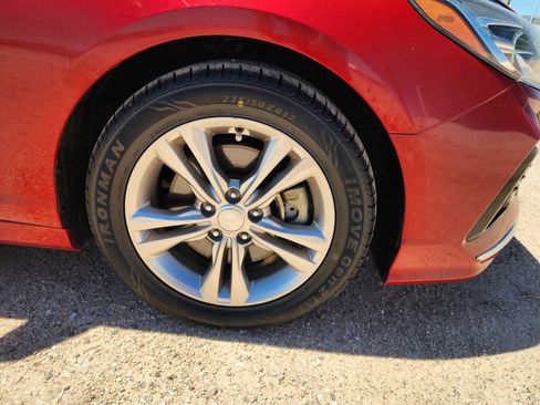 Used 2018 Hyundai Sonata Limited w/ Limited Ultimate Package 03 FWD image 10