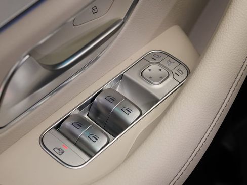 Certified 2023 Mercedes-Benz GLS 450 4MATIC image 35
