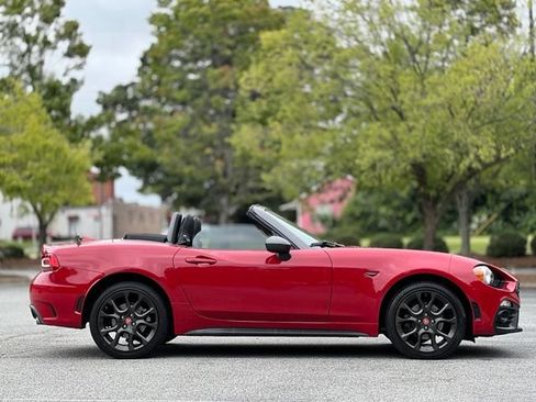 Used 2019 FIAT 124 Spider Abarth w/ Navigation & Sound Group RWD image 4