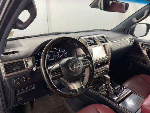 Used 2021 Lexus GX 460 Premium w/ Premium Package image 4