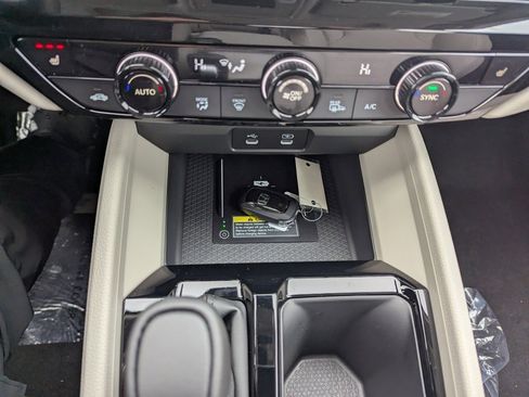 New 2025 Honda Accord EX-L image 18