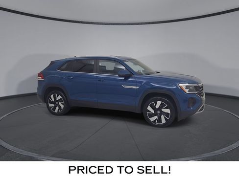 Used 2026 Volkswagen Atlas Cross Sport SE FWD image 2