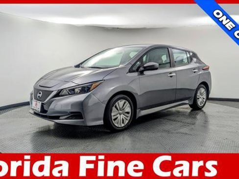 Used 2022 Nissan Leaf S FWD image 1