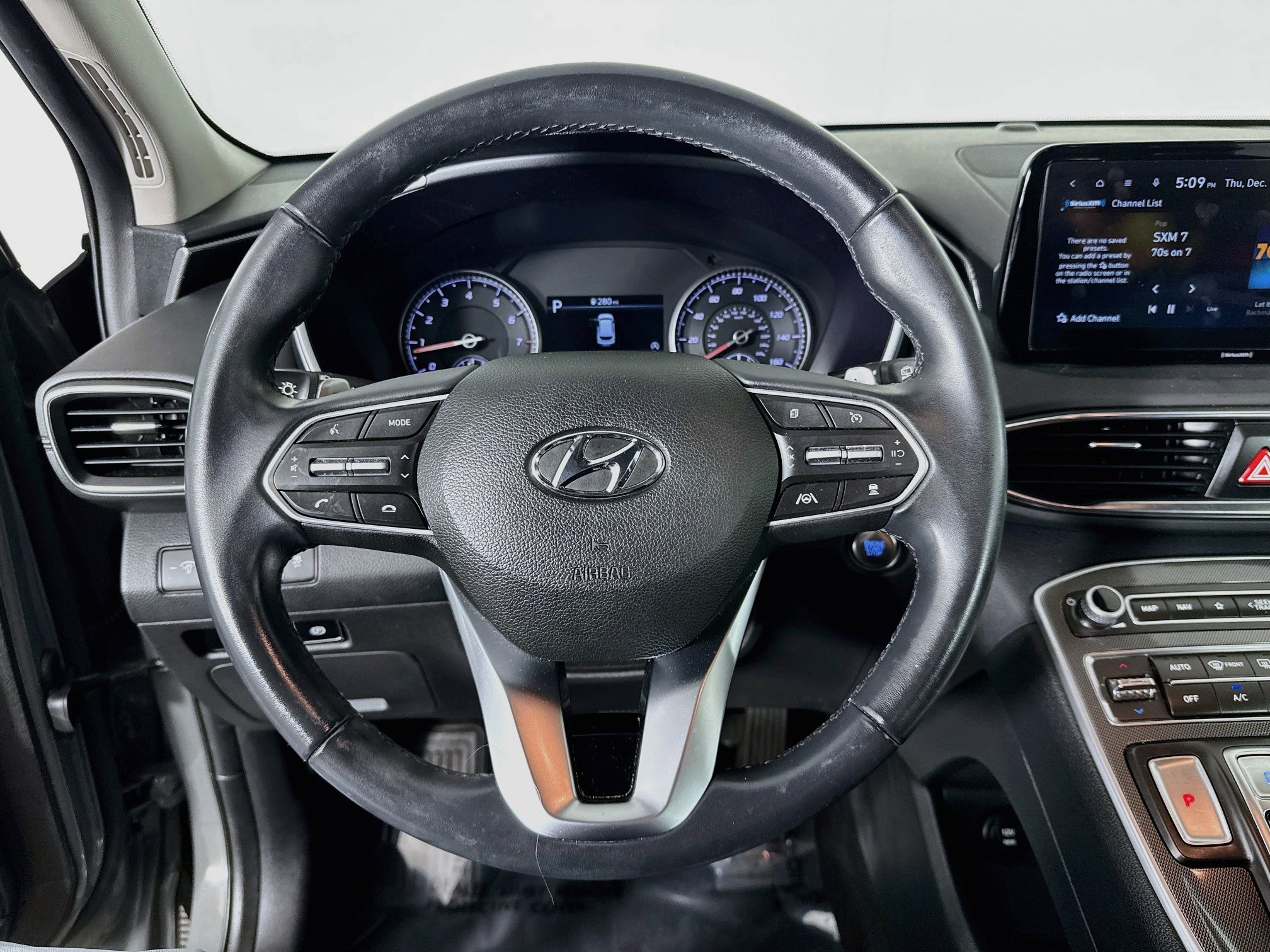 Used 2023 Hyundai Santa Fe SEL w/ Cargo Package FWD image 15