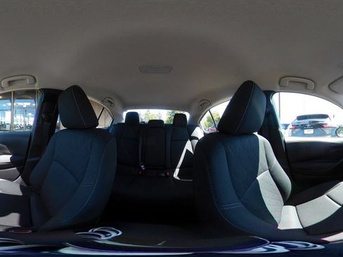 Used 2025 Toyota Corolla LE FWD image 41