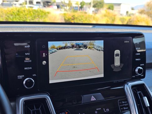 Used 2023 Kia Sorento SX FWD image 42