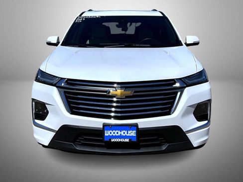 Used 2023 Chevrolet Traverse Premier AWD/4WD image 2