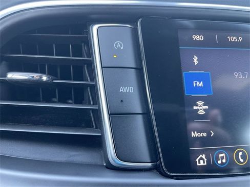 Used 2022 Buick Enclave Premium image 34