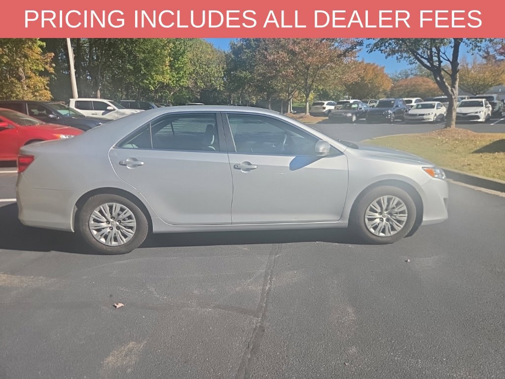 Used 2014 Toyota Camry FWD image 13