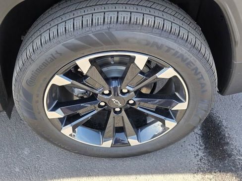 New 2026 Chevrolet Equinox RS image 5