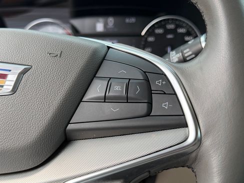 Used 2022 Cadillac XT5 Premium Luxury FWD image 15