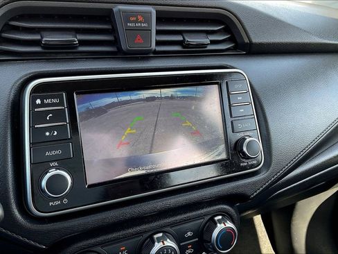 Used 2024 Nissan Versa S w/ S Plus Package image 23