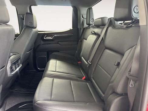 Used 2024 GMC Sierra 1500 SLT AWD/4WD image 24