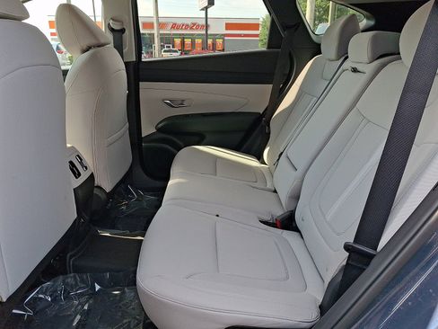 Used 2025 Hyundai Tucson SEL AWD/4WD image 10