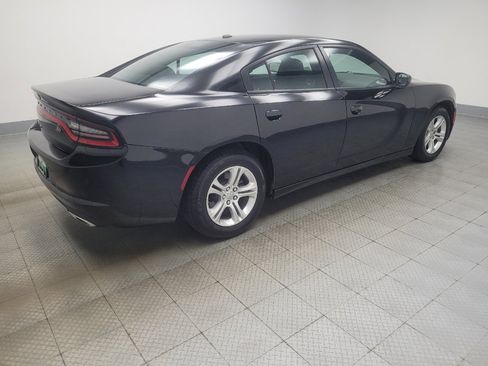 Used 2022 Dodge Charger SXT RWD image 10