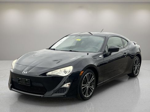 Used 2013 Scion FR-S image 7