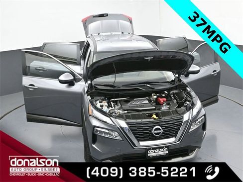 Used 2023 Nissan Rogue SV image 24