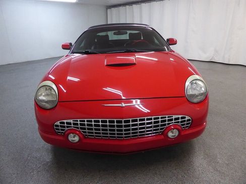 Used 2003 Ford Thunderbird Deluxe image 10