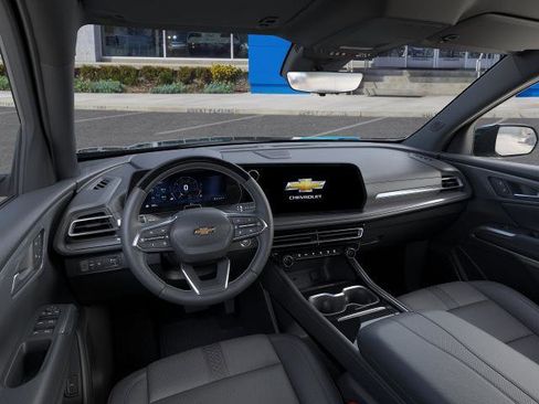 New 2026 Chevrolet Traverse High Country w/ LPO, Floor Liner Package FWD image 15